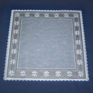 1/2 Sheet Danish Doilies   500 pcs
